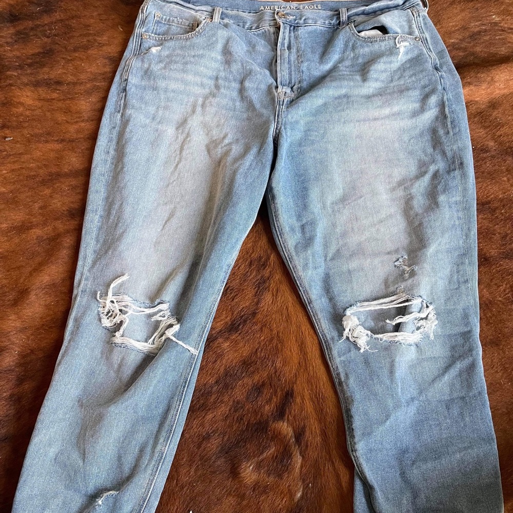 Mom Jeans